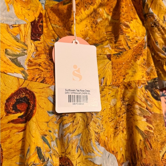 Selkie Tea Rose Sunflowers Dress - Picture 6 of 8